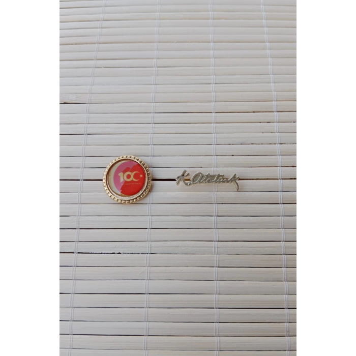 2 Adet 100.yıl ve K.Ataturk imzali Sarrafiyeli Taki ceket yaka ignesi yaka rozeti