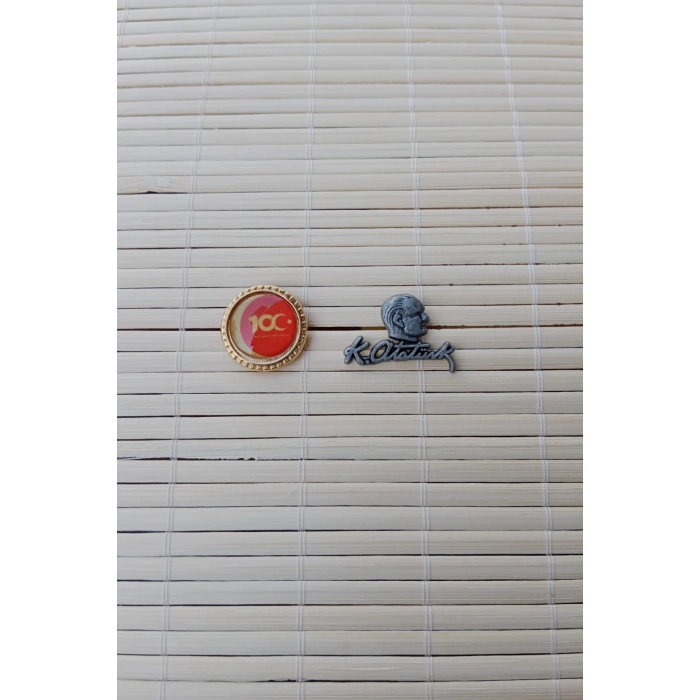 2 Adet 100.yil ve Siyah Ataturk siluetli imzali Sarrafiyeli taki ceket yaka ignesi yaka rozeti