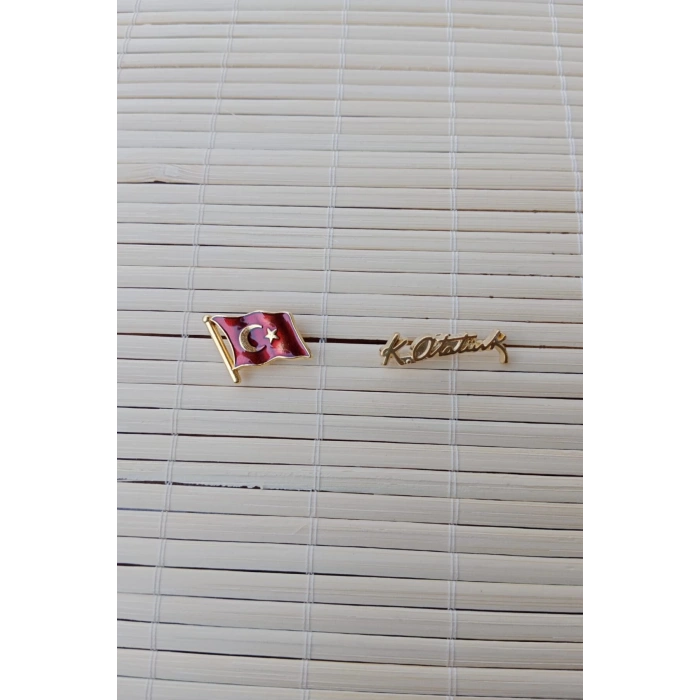 2 Adet Dalgalanan Bayrak K.Ataturk imzali Sarrafiyeli Taki ceket yaka ignesi yaka rozeti