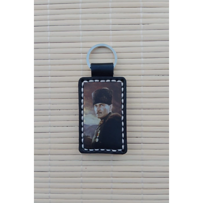 Ozel Tasarim Hakiki Deri Ataturk Siluetli Ayyildiz Hediyelik Anahtarlik