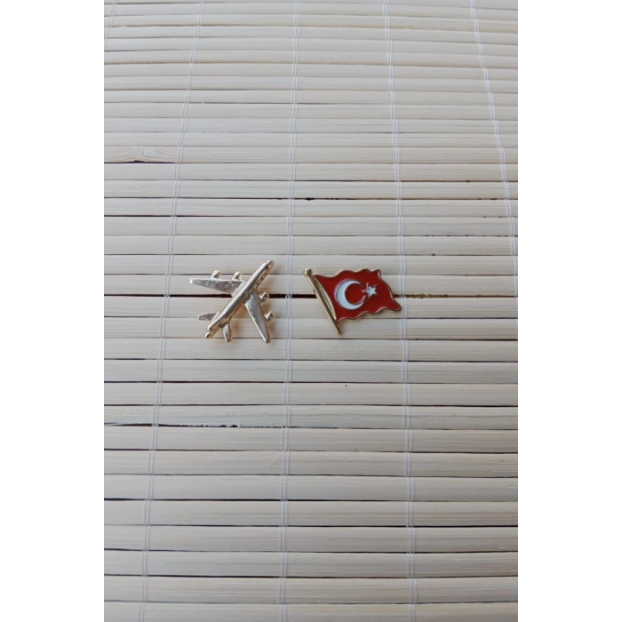 2 Adet Sari renkli ucak maketi ve Dalgalanan Bayrak Sarrafiyeli Taki ceket yaka ignesi yaka rozeti