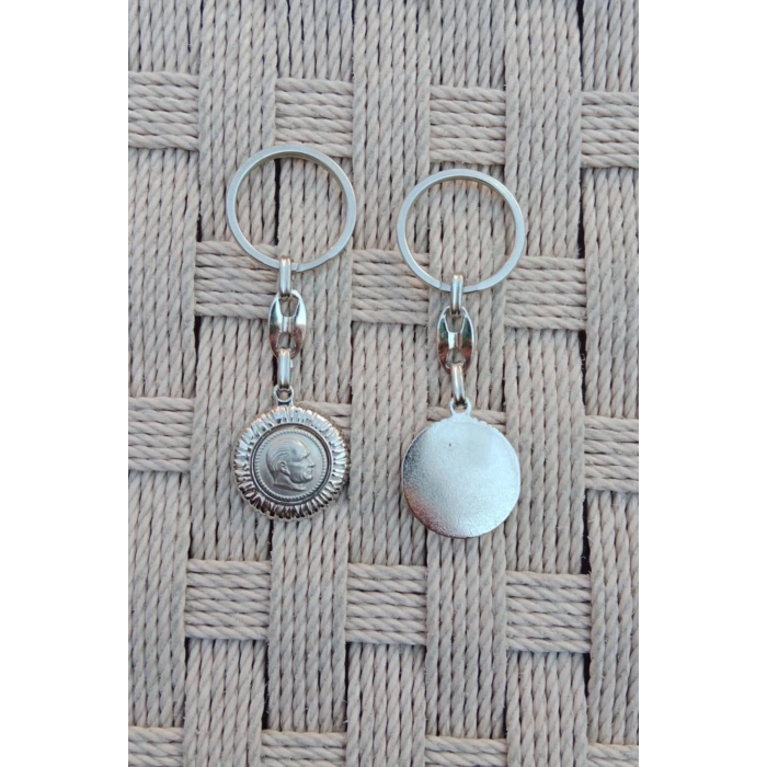 Ataturk Siluetli Kabartmali Beyaz Renkli Ozel Tasarimli Paslanmaz Celik Metal Anahtarlik