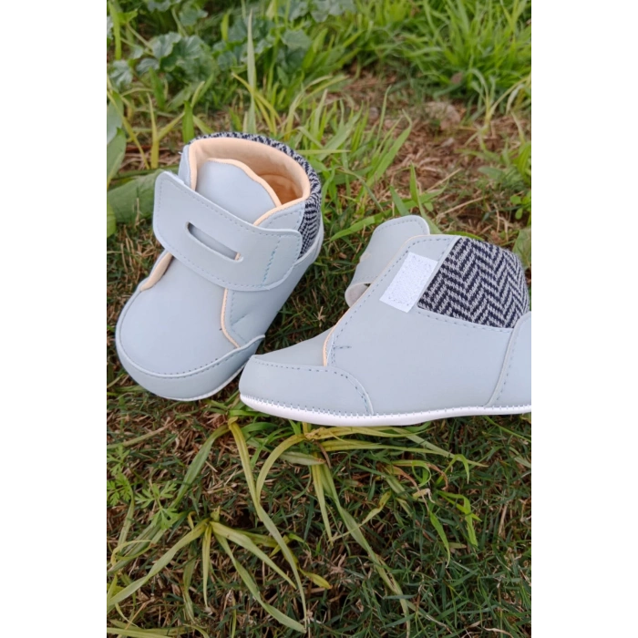 bebe mavisi renkli ici pamuklu cirtli bantli kapamali organik unisex cocuk bebek ilkadim patik ayakkabi