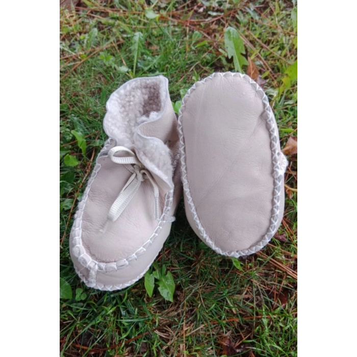 bej renkli hakiki kuzu derisi bagcikli ici polarli organik ortopedik cocuk bebek ilkadim bagcikli patik kanvas sneaker casual deri ayakkabi