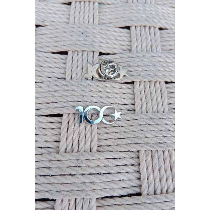 Beyaz Renkli 100. yil rozeti ceket yaka ignesi yaka rozeti