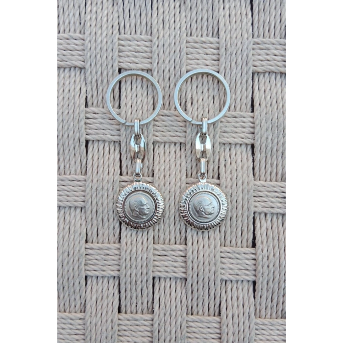 Beyaz Renkli Ataturk Siluetli Kabartmali Ozel Tasarimli Paslanmaz Celik Metal Anahtarlik