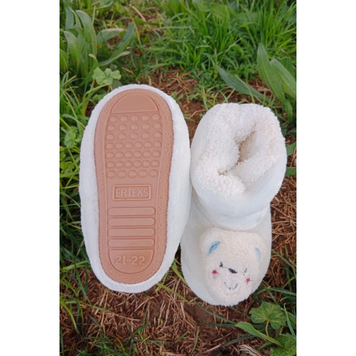 beyaz renkli ayicikli model ici pelus pamuklu organik hafif taban ortopedik cocuk patik panduf