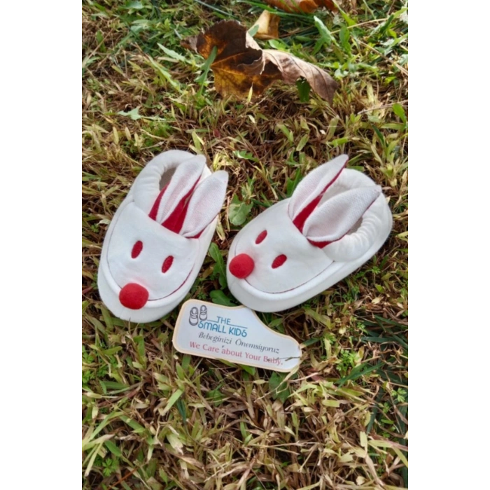 beyaz renkli ici pamuklu bilek kismi lastikli organik ortopedik cocuk bebek ilkadim patik kanvas sneaker casual ayakkabi