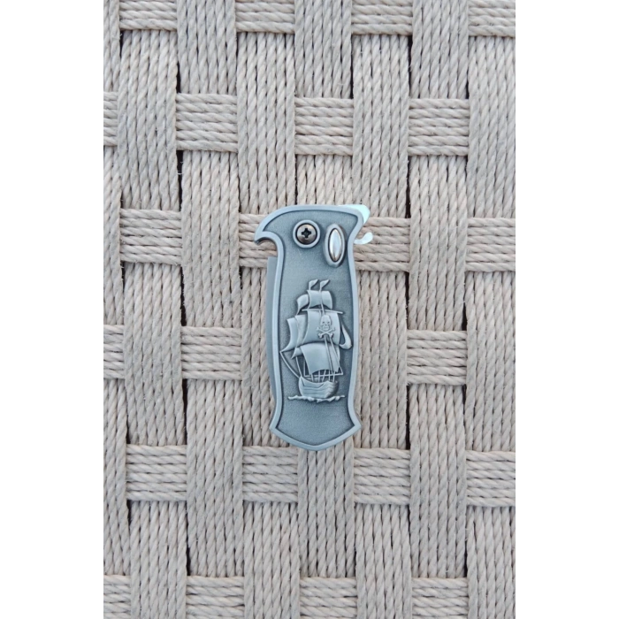 Beyaz Renkli Kabartmali Cok Fonksiyonlu Korsan Gemisi Modelli Emniyetli Dugmeli Bicakli Purmuz Cakmak