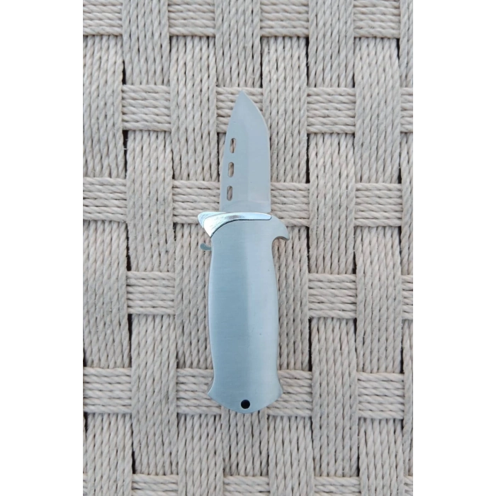 Beyaz Renkli Kabartmali Cok Fonksiyonlu Korsan Gemisi Modelli Emniyetli Dugmeli Bicakli Purmuz Cakmak