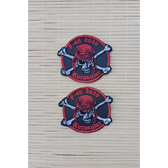 f 4e 2020 korsanlar yazili korsan logolu nakis islemeli arma pec patch
