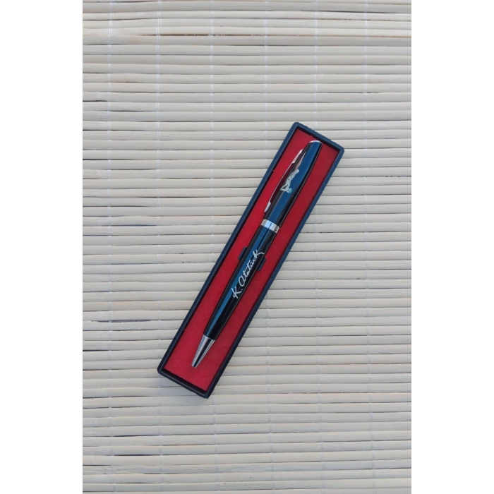 Gazi Mustafa Kemal imzali siyah renkli Lazer Baskili kapakli plastik govdeli mavi roller uclu tukenmez kalem