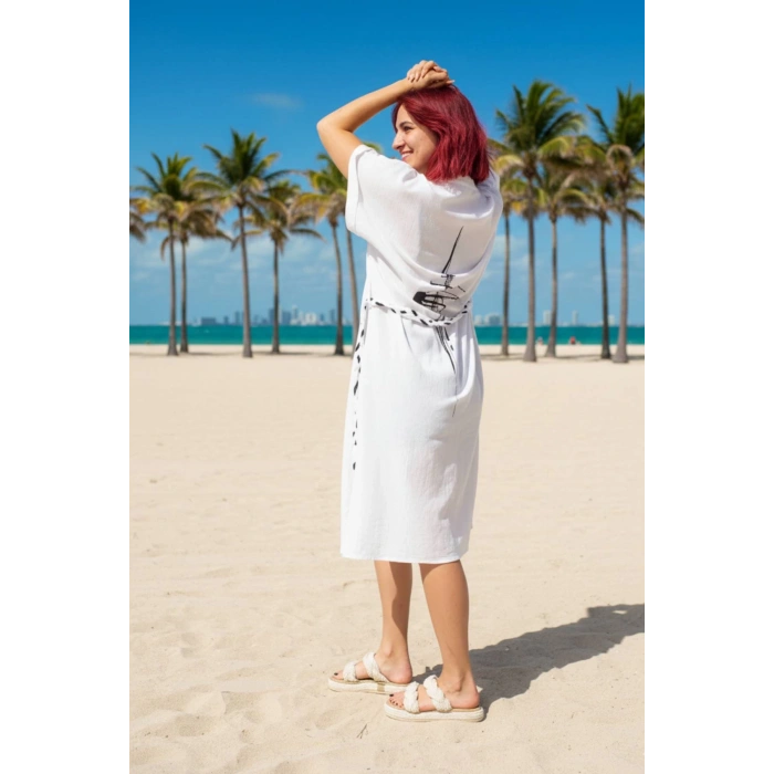 geleneksel tahta baski keten dokuma beyaz renkli imza desenli baskili kisa kollu plaj elbisesi gomlek