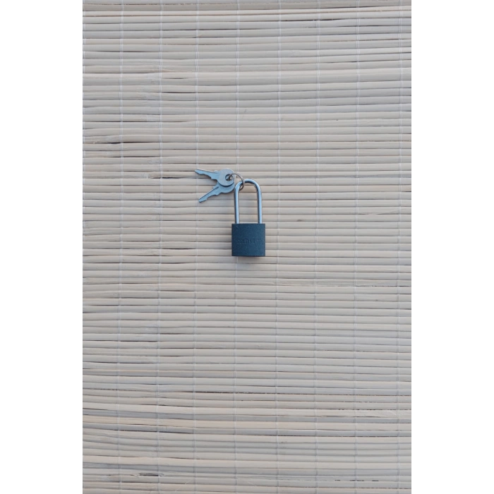 gri renkli dokum 25 mm bot dolap kilidi