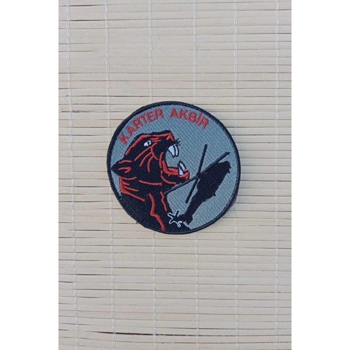 gri siyah zemin nakis islemeli karter akbir arma patch pec