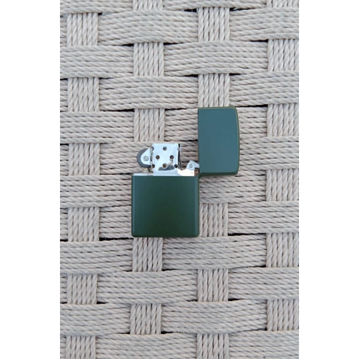 Haki Renkli Benzinli premium zippo Cakmak