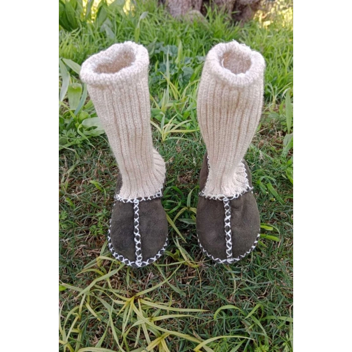 haki renkli hakiki kuzu derisi corapli model organik cocuk bebek ilkadim patik deri ayakkabi