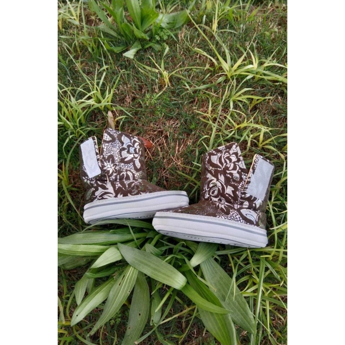 haki renkli ici pamuklu cirtli bantli kapamali organik unisex cocuk bebek ilkadim patik panduf