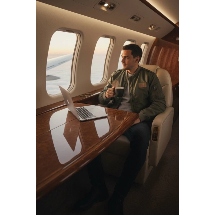 hava kuvvetleri sedef yesili renkli 4 cepli uzun kollu fermuarli citcitli ic cepli orjinal pilot mont ceket