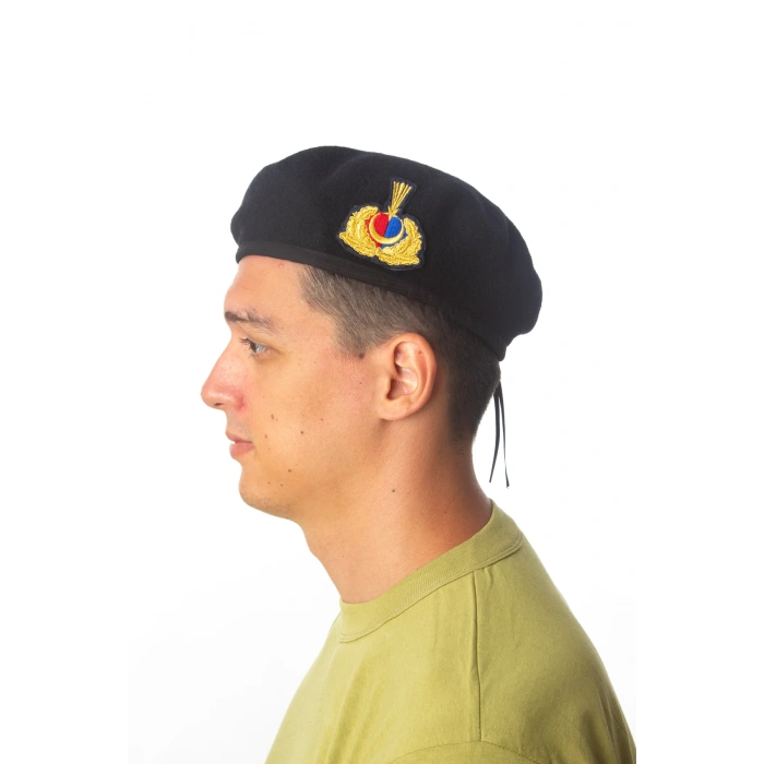 Jandarma Siyah Renkli Kokartli Subay Harici Yan Bere