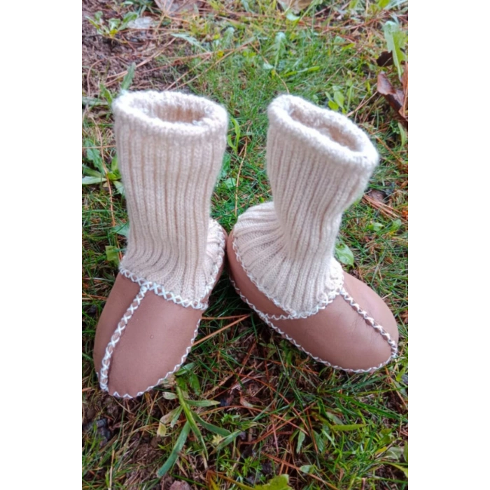 kahve renkli hakiki kuzu derisi corapli model organik cocuk bebek ilkadim patik deri ayakkabi