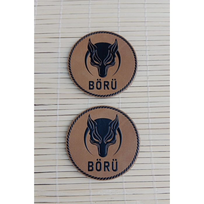 kahverengi zemin siyah islemeli boru yazili kurtbasli arma patch pec