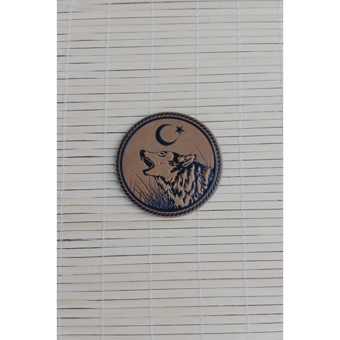 kahverengi zemin siyah islemeli kurtbasli gogus arma patch pec