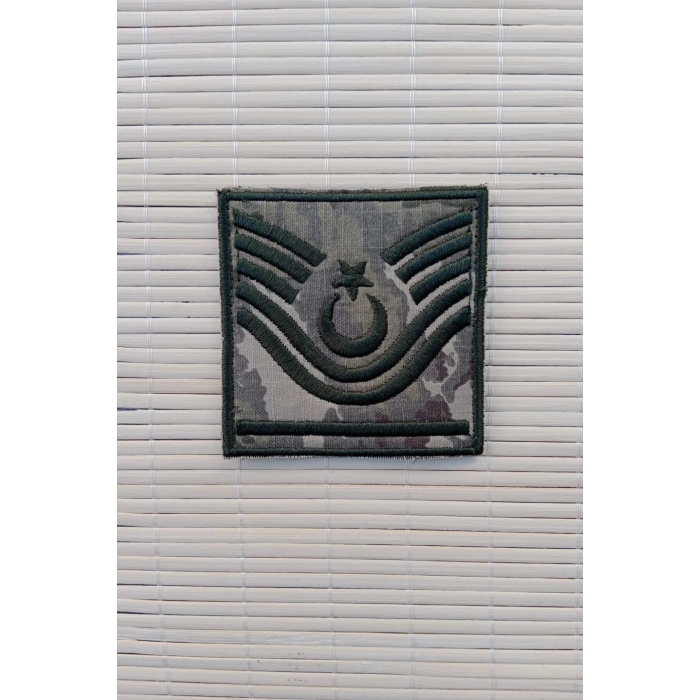 kara kuvvetleri astsubay bascavus kamuflaj renkli nakis kol rutbe