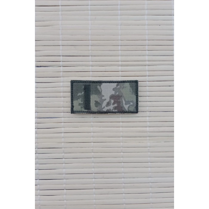 kara kuvvetleri kamuflaj renkli astegmen mini gogus tisort rutbesi