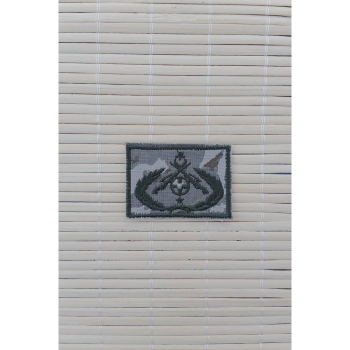 Kara Kuvvetleri Kamuflaj Renkli Keskin Nisanci Bez Brovesi