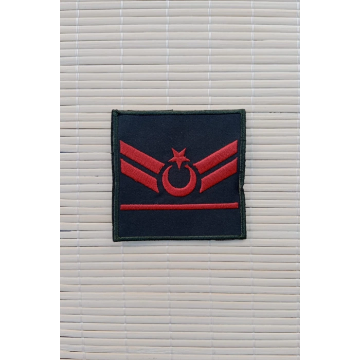 Kara Kuvvetleri Uzman Cavus 1 Kademe Yesil Renk Harici ve Dahili Bez Nakis Kol Rutbe