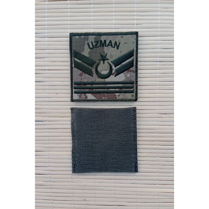 kara kuvvetleri uzman cavus 3 kademe kamuflaj renkli nakis kol rutbe