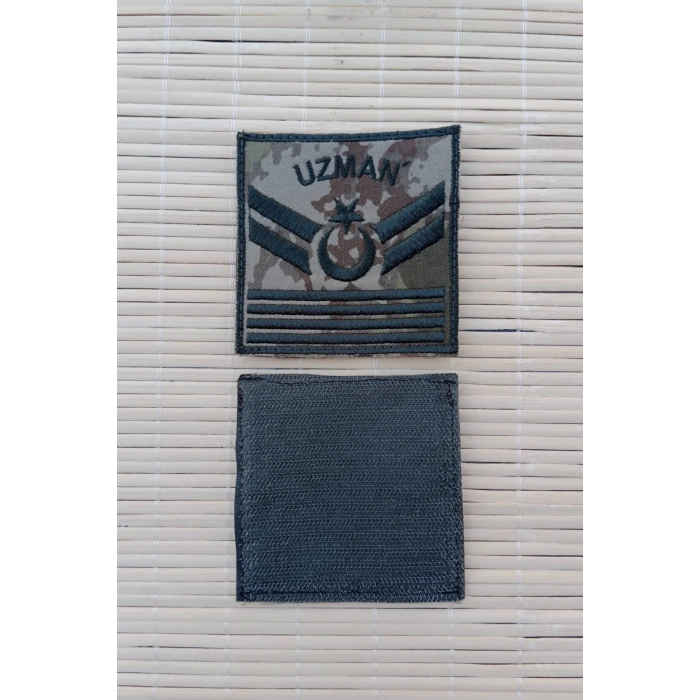 Kara Kuvvetleri Uzman Cavus 4 Kademe Kamuflaj Renkli Nakis Kol Rutbe