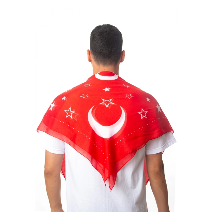 kirmizi beyaz ayyildiz arkadaslara yarenlere dagitmak icin kare asker ugurlama sali