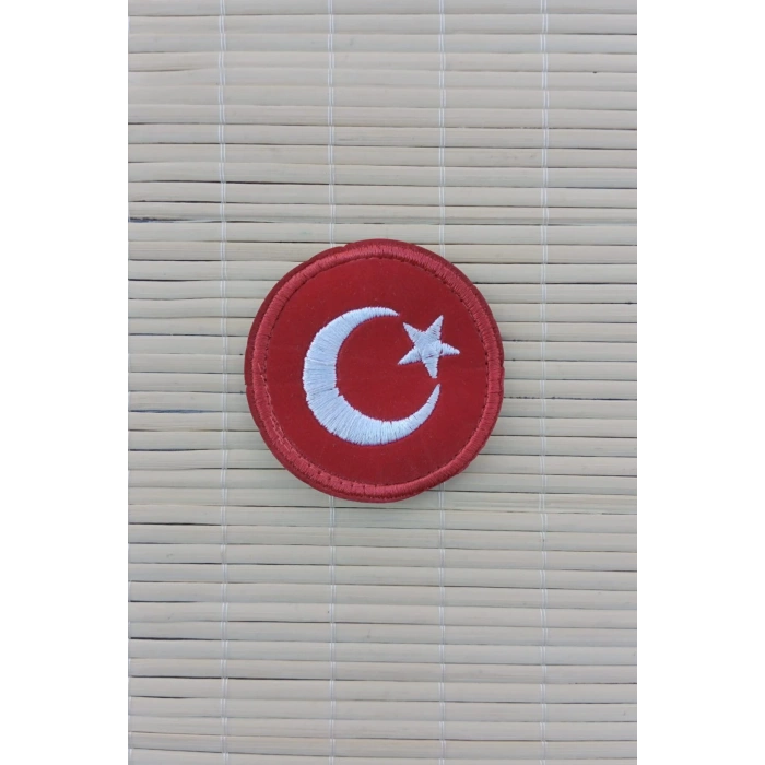 kirmizi kadife yuvarlak zemin ayyildiz nakis islemeli arma pec patch