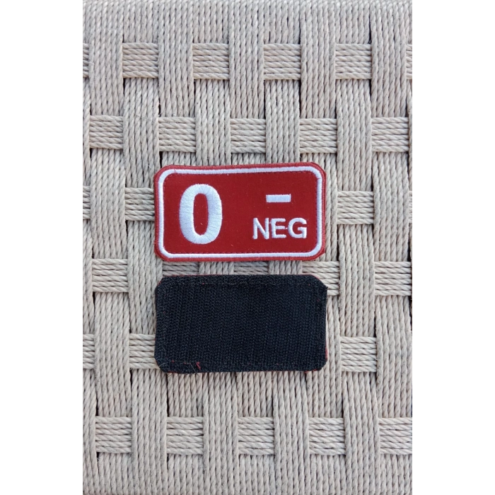 kirmizi kadife zemin beyaz nakis islemeli 0 - neg kan gruplu arma patch pec