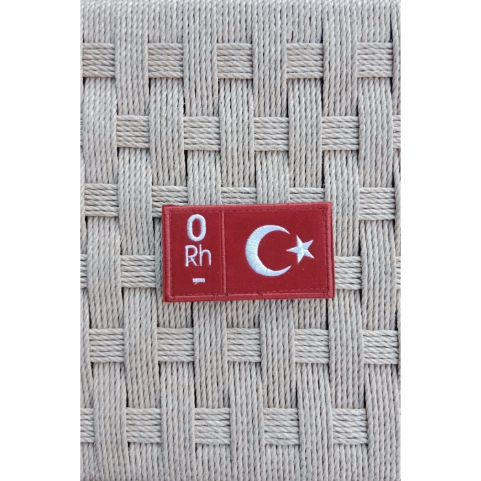 kirmizi kadife zemin beyaz nakis islemeli 0 rh - kan gruplu arma patch pec