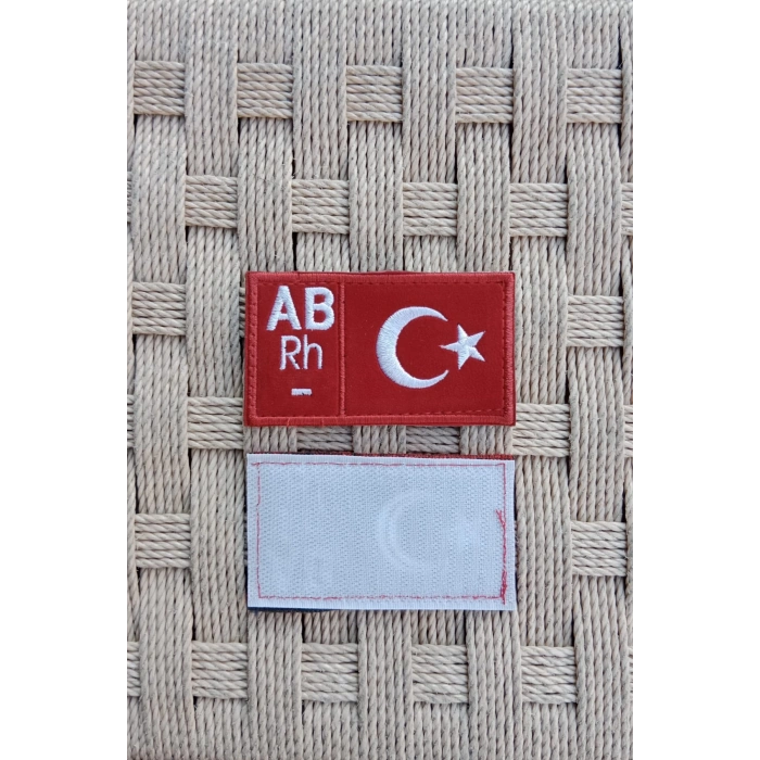 kirmizi kadife zemin beyaz nakis islemeli AB rh - kan gruplu arma patch pec