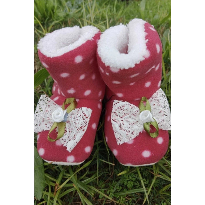 kirmizi renkli fiyonklu dantelli beyaz gullu model ici pamuklu organik hafif taban ortopedik cocuk bebek ilkadim patik panduf