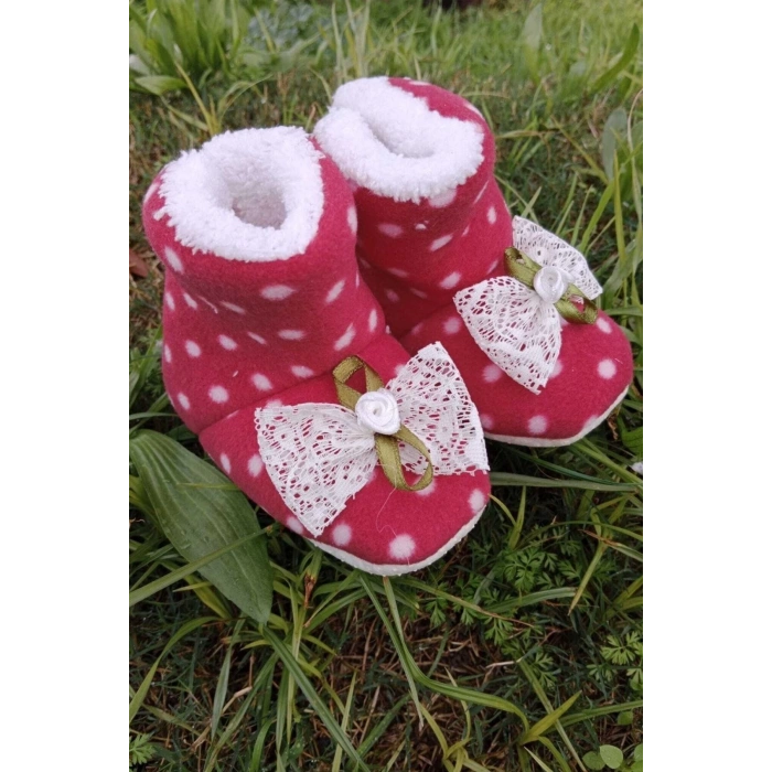 kirmizi renkli fiyonklu dantelli beyaz gullu model ici pamuklu organik hafif taban ortopedik cocuk bebek ilkadim patik panduf