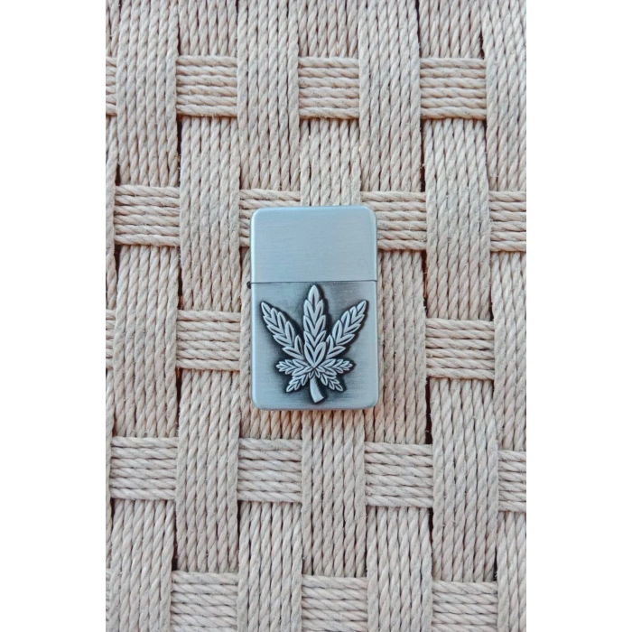 Metal Renkli Marijuana Desen Kabartmali Benzinli Zippo Cakmak