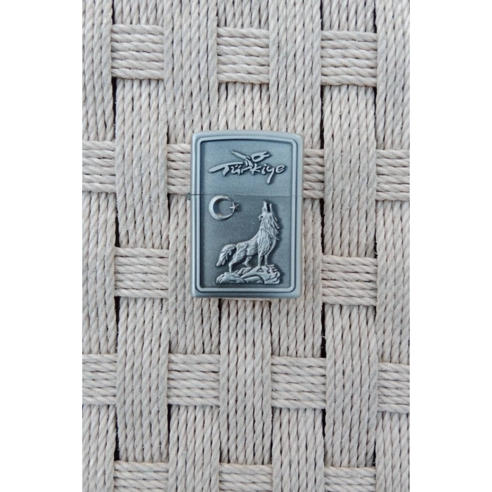 Metalik Kurt Turkiye Ayyildiz Yazili Kabartmali Zippo Cakmak