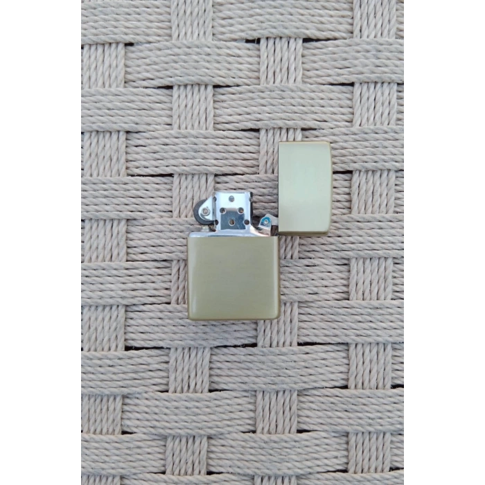 Ozel Tasarim Altin Sarisi Renkli Benzinli Grenade Boom Yazili Kabartmali El Bombasi Desenli premium zippo Cakmak