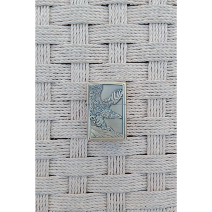 Ozel Tasarim Altin Sarisi Renkli Benzinli Kartal Kabartmali zippo Cakmak