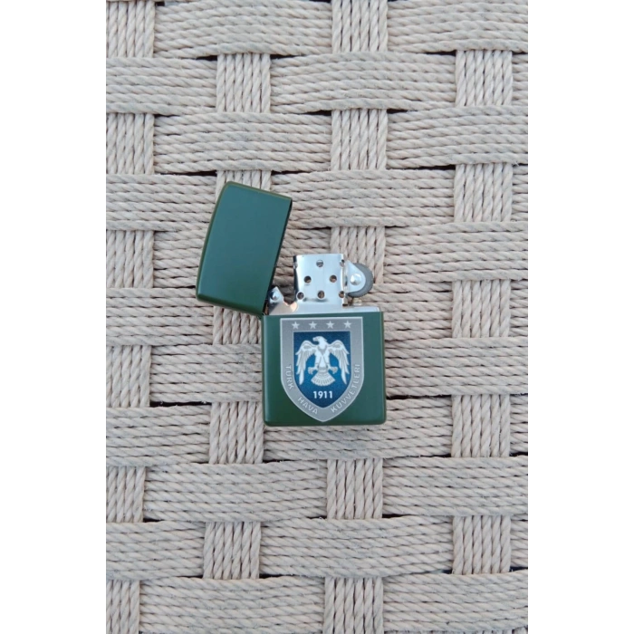 Ozel Tasarim Haki Renkli Hava Kuvvetleri amblemli Benzinli premium zippo Cakmak