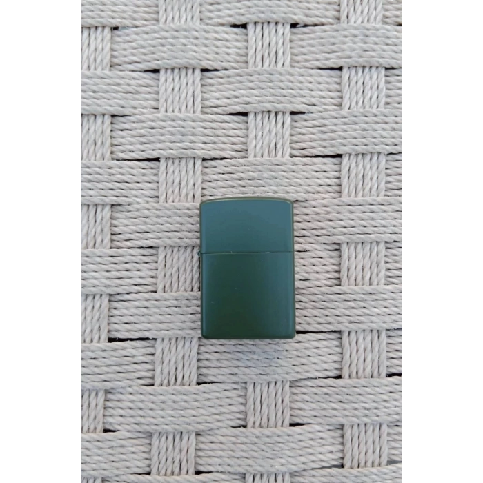 Ozel Tasarim Haki Renkli Hava Kuvvetleri amblemli Benzinli premium zippo Cakmak