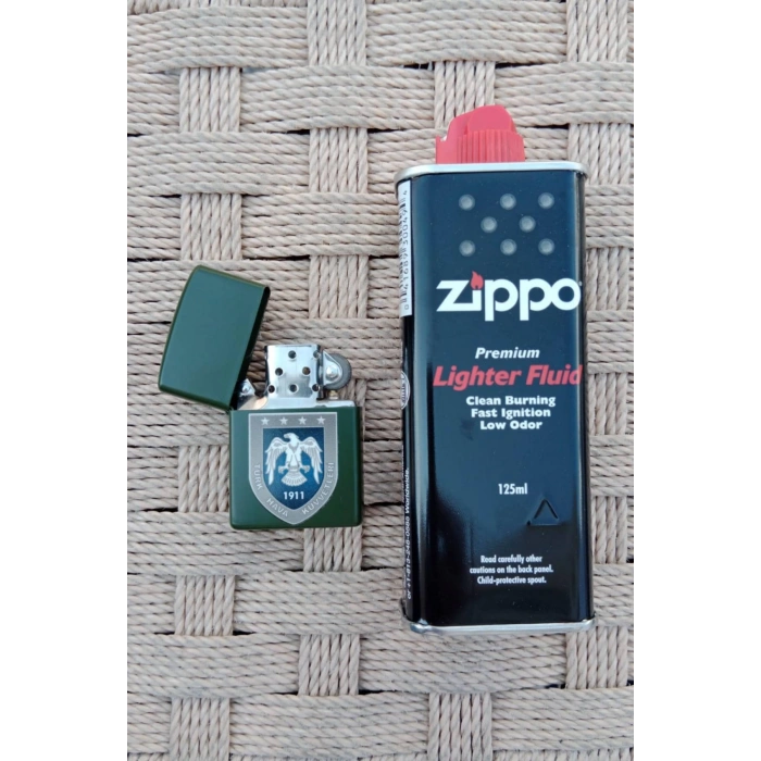 Ozel Tasarim Haki Renkli Hava Kuvvetleri amblemli Benzinli premium zippo Cakmak