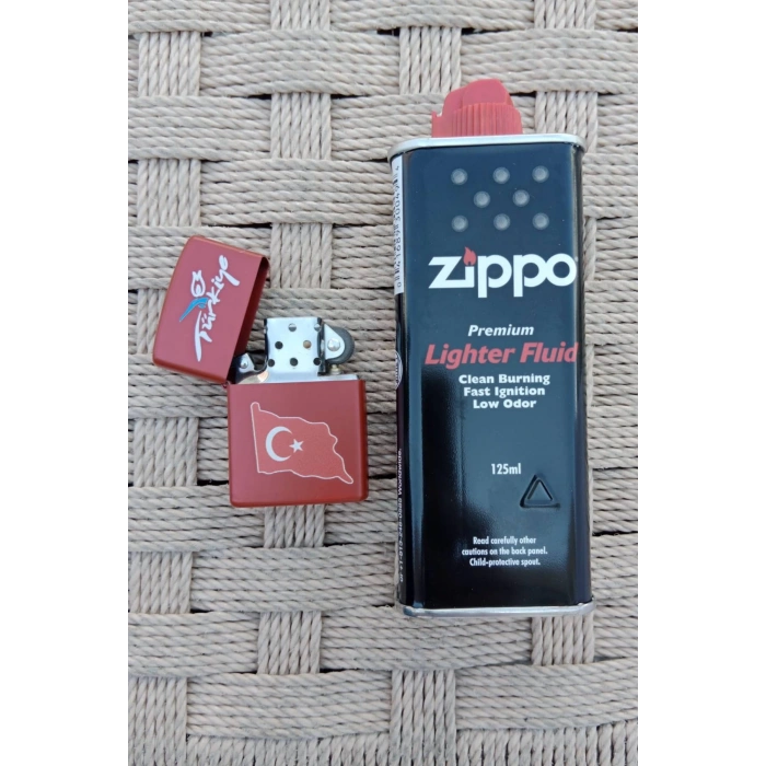 Ozel Tasarim Kirmizi Renkli Benzinli Turkiye Yazili Ayyildiz Bayrakli premium zippo Cakmak