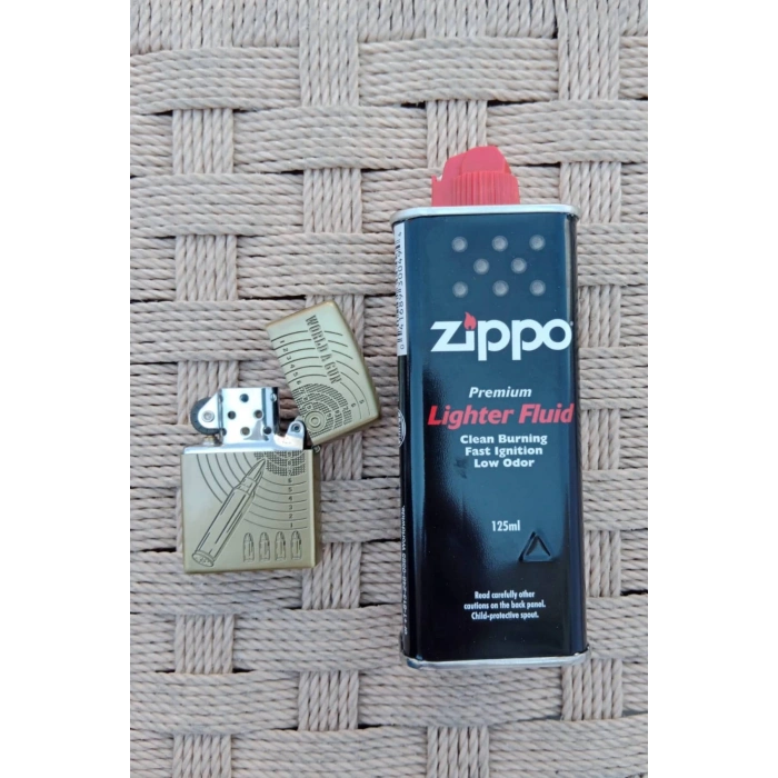 Ozel Tasarim Sari renkli 92F Tabancali asker kabartmali word A gun yazili mermi ve hedef tahtali premium zippo Cakmak