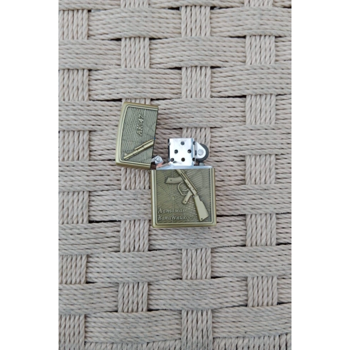 Ozel Tasarim Sari renkli AK-47 Tufekli kabartmali premium zippo Cakmak